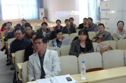 高安市语文物理教研活动在我校进行