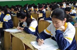 老校区举行学&ldquo;八好&rdquo;、学《守则》、学《规范》知识竞赛