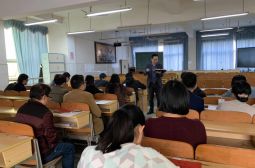 教务处召开基础年级期中考试命题工作会议