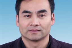 付荣华同志任高安中学副校长