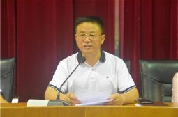 高安中学召开2020-2021学年下学期总结暨暑假安全工作布置会