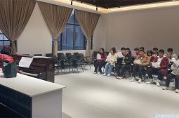高安中学社团活动活跃学生课余生活