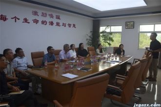 市委宣传部、市政协调研我校青少年心理健康教育工作