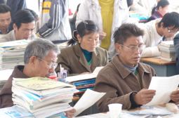 互通信息，共育新人