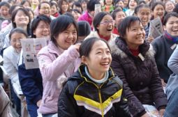 感受疯狂英语——气氛活跃，调动学习热情