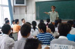 军训纪实——室内活动