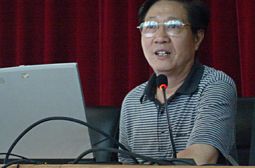 课改专家黄恕伯来校讲学