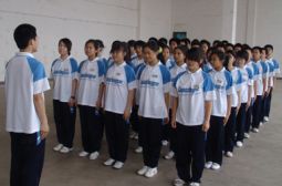 宜春市中学生体操比赛巡回评比结束