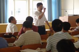 我校教务教研联席会议召开