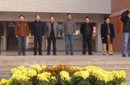 我校第四十届田运会开幕