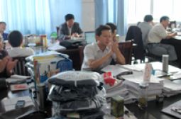 高一年级举办班主任沙龙