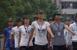 老校区高一新生军训掠影