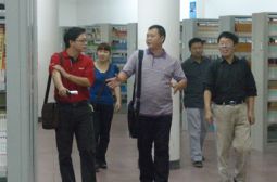 市教育局基教室领导来校检查