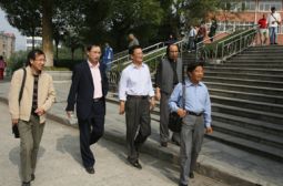 我校组织教师外出学习取经