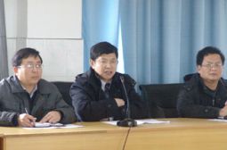 第一次班主任会议召开校长陈斌强调安全管理