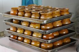 新校食堂炊具卫生饭菜香