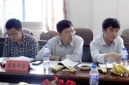 江西初中九校协作体第一次能力测试质量分析会在我校举行