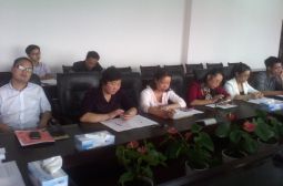 新校召开通讯员工作会议