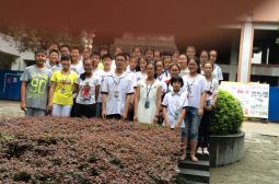 CCTV希望英语快报:高安中学获初中组团体二等奖