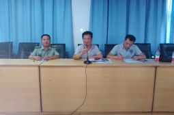 2015届高一新生军训组织工作胜利召开