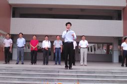 2015年秋季开学典礼教师代表皮云宵发言