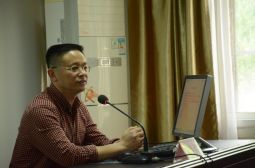 冯草根副校长应邀到江西教育学院讲学