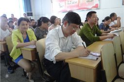 高安中学教坛新星璀璨(一）