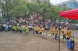 我校中招体育考试圆满结束