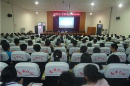 市禁毒大队为南浦学子举办禁毒知识讲座