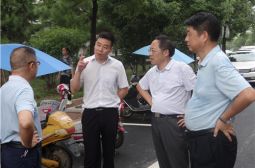 我校迎接省市开学工作巡查