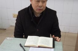 2018届补习部召开期中总结会议