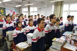 高一年级举行天天唱比赛