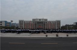 我校第23届“十佳学生”暨第5届“美德少年”评选进行中