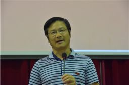 杜侦研究员高安中学讲高中教育改革