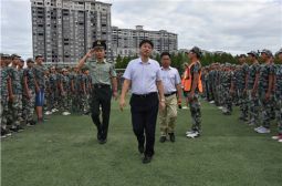 高安中学秋演兵