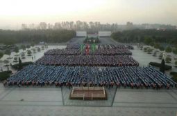 让守法成为一种习惯&mdash;&mdash;高二25班吴崑炜同学在国旗下的讲话