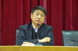 打造团结奋进团队稳步提高教学质量