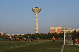 校女子足球队夺高安市校园足球赛冠军