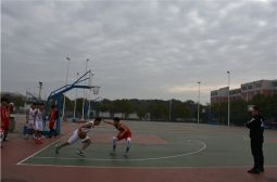 高安中学被教育部认定为2018年&ldquo;全国青少年校园篮球特色学校&rdquo;