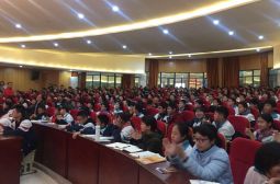 高安中学初中创新班成功举办第二届理化生知识抢答赛