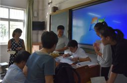 我校新生今日报到