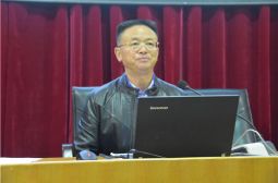 高安中学开展向陈训杨同志学习活动