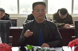 高安中学统一工作思路推进学校体制机制改革