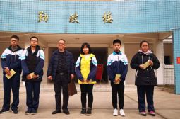 江西裕荣刘斌扶贫助学活动在高安中学举行