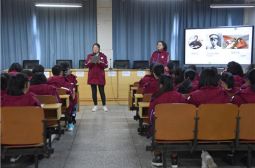 高安中学成功举办第十二届&ldquo;德馨杯&rdquo;班主任主题班会优质课比赛