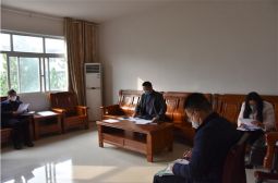 高安中学充分发挥党员模范带头作用打赢防疫战