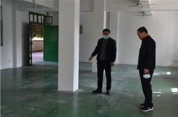 高安中学家校合作中心即将挂牌