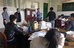 校长亲临集体研课活动