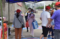 我校基础年级开学了&middot;教师志愿者之消杀