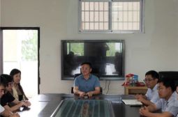 我校召开首届青年教师“五四先锋奖”获奖者座谈会